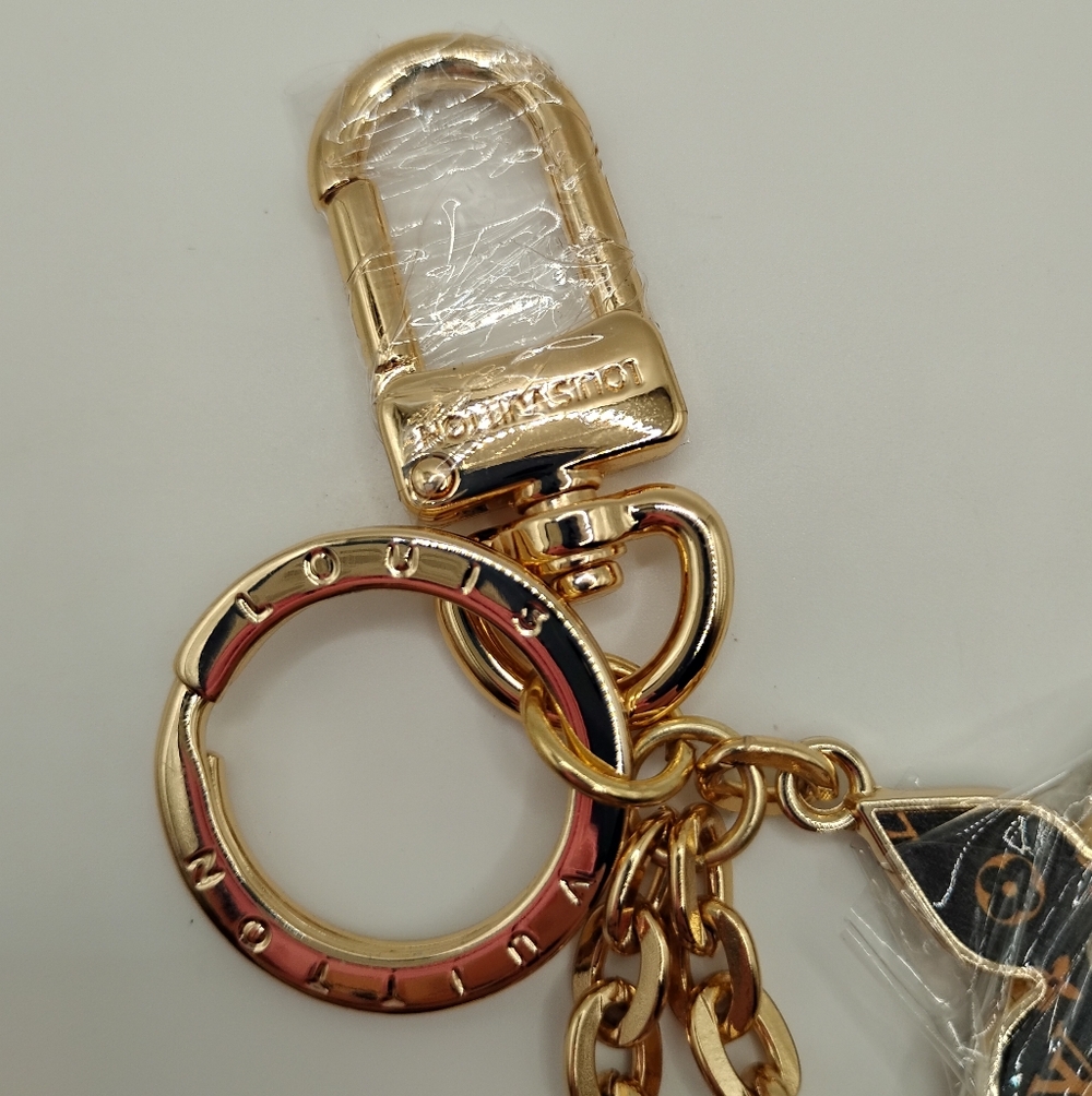 Louis Vuitton Pink & Gold Logo Keychain Charm - Picture 5 of 5